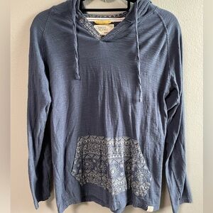 Free Planet cotton hoodie. Blue with printed pocket. Size small.
